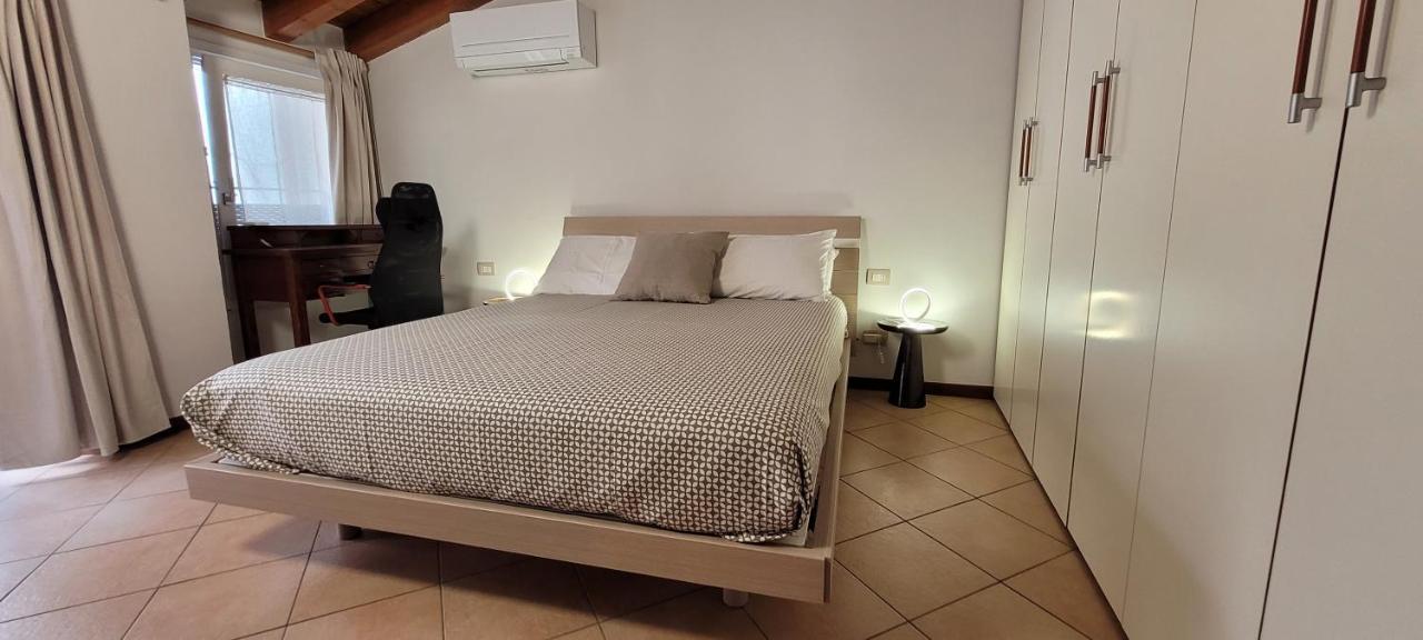 Appartement Dimora Larius à Côme Extérieur photo
